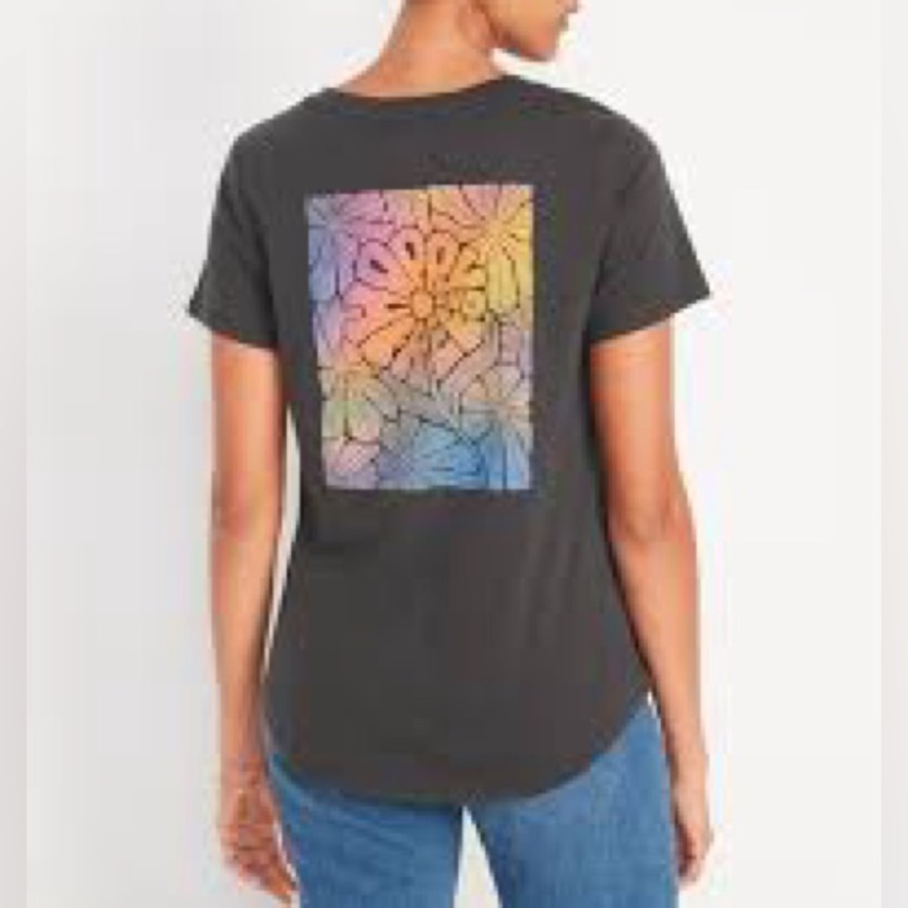 โ๏ธ3/$15 Old Navy Everywear Happy & Free Cactus Flowers Gray Tee Shirt, Size M